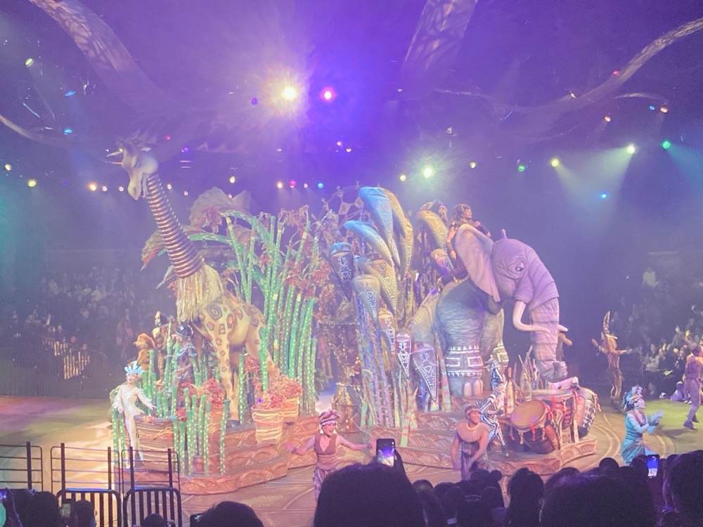 香港ディズニーランド「フェスティバル・オブ・ライオンキング」